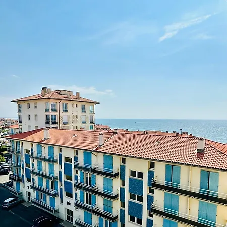 Vue De L'ocean A La Foret, La A Vos Pieds *