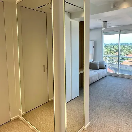 Apartment Vue De L'ocean A La Foret, La A Vos Pieds