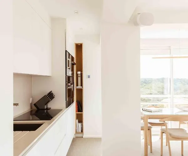 Vue De L'ocean A La Foret, La A Vos Pieds